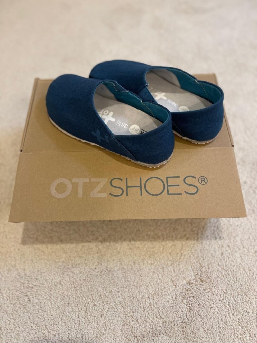 NEW Women OTZ Slip On Shoes (Blue) EU 36.5 US 6.5